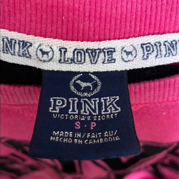 VS PINK Pullover Size Small - Picture 4 of 5